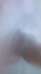 [原创] 骚逼对着手机镜头尿尿